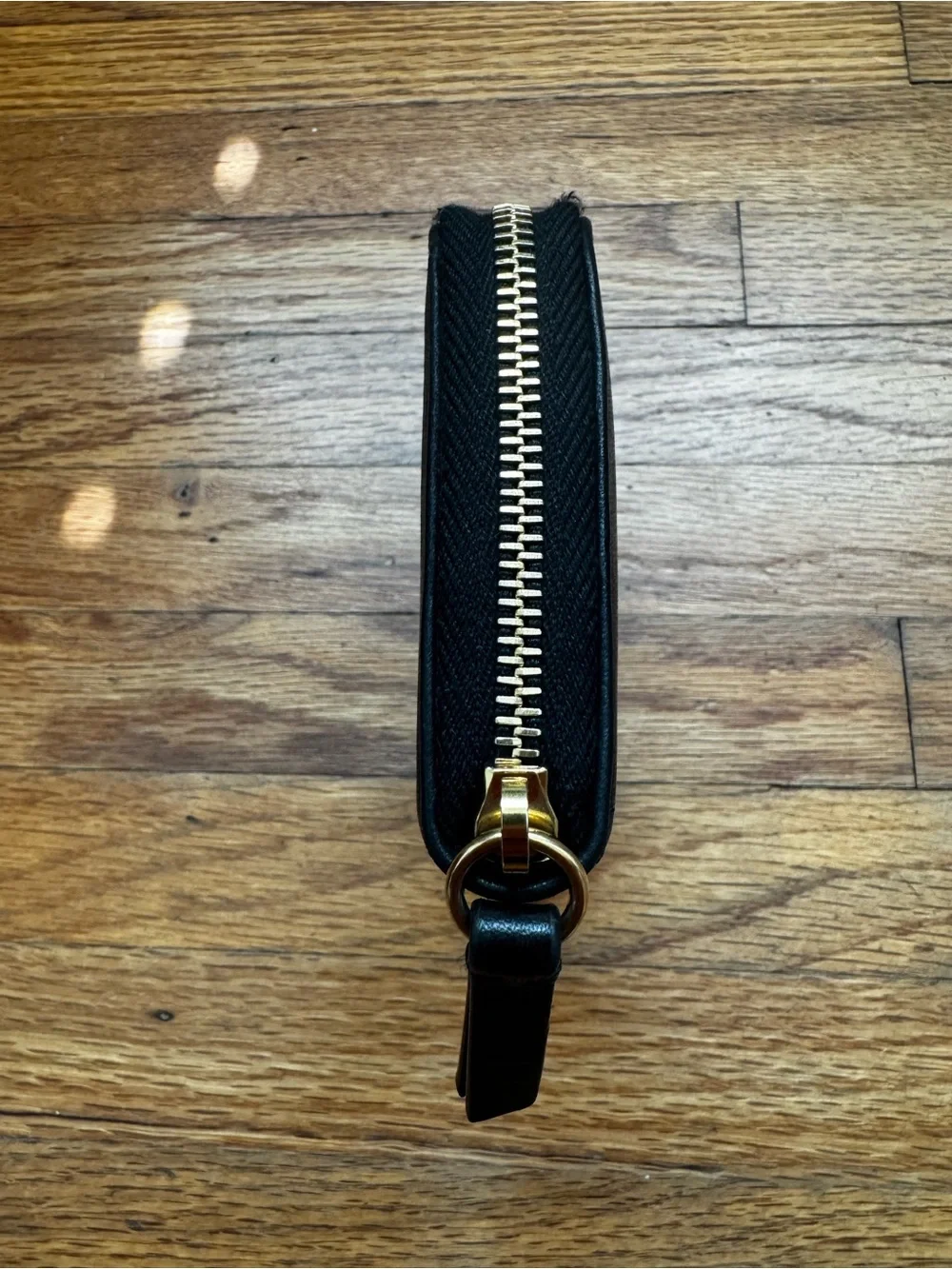 FEED projects black leather zip wallet